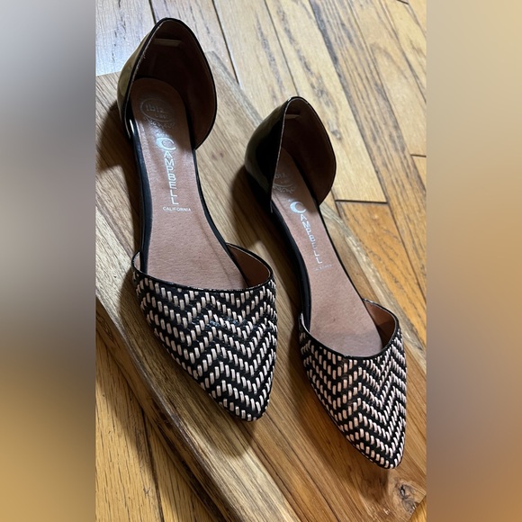 Jeffrey Campbell In Love Black and Tan Leather D'Orsay Flats - Picture 5 of 8